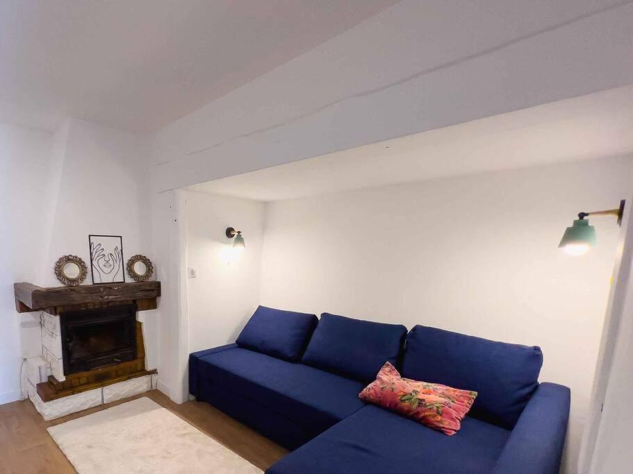 Maison Semi-Troglodyte Avec 4 Velos Rochecorbon Zewnętrze zdjęcie